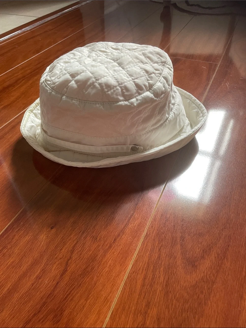 Betmar New York cream Quilted Bucket Hat